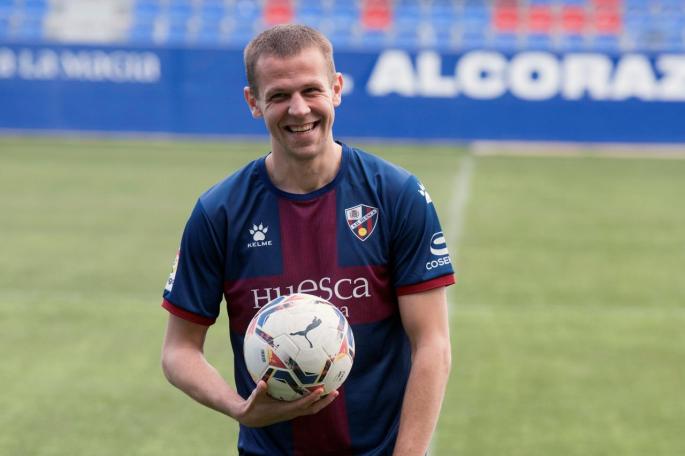 Huesca-Real Madrid: Un duelo con urgencias
