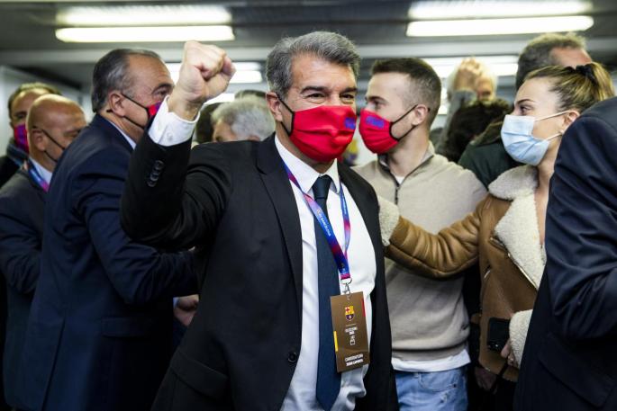 Laporta asume la presidencia del Barça y Alemany toma posiciones