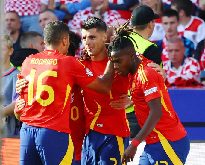 Ilusionante debut de España