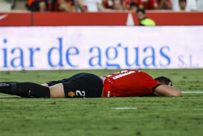 Đội trưởng Mallorca gọi bàn thứ 2 của Barca là "sự ô nhục" 3 Raíllo lo tiene claro: «Si el reglamento dice una cosa hay que cumplirlo»