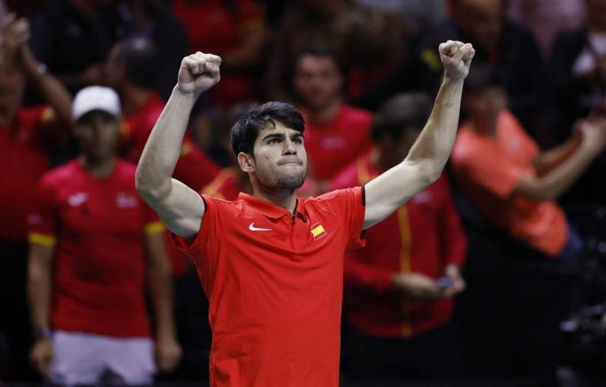 Alcaraz se impone a Griekspoor y el dobles decidirá el pase a semifinales