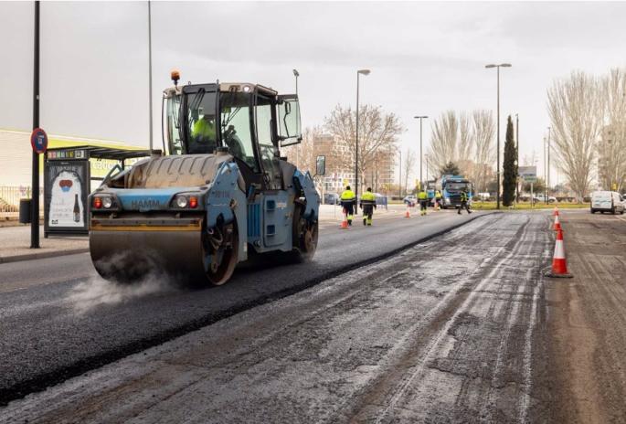 Zaragoza.-Obras de asfaltado esta semana en Oliver, Valdefierro, Arrabal, Peñaflor, San Juan de Mozarrifar y Monzalbarba