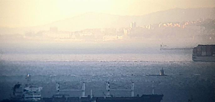 La organización ecologista Verdemar critica el atraque de un "submarino nuclear" en el puerto de Gibraltar.