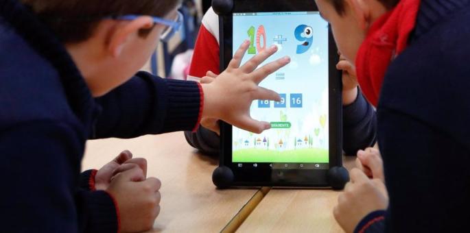 Más de 2.500 estudiantes y 89 centros aragoneses participan en el Programa de Competencias Digitales para la Infancia