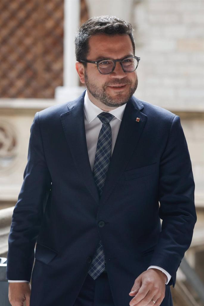 Aragonès cree que fue "una buena decisión" priorizar la salud a la economía en la pandemia
