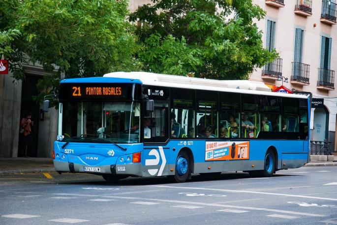 Cambios en el transporte público por el Orgullo LGTB: 'búhos' desde otras cabeceras y 18 estaciones de bicimad cerradas