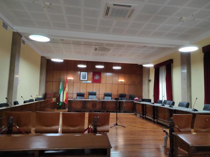 Jaén.- Tribunales.- Un jurado juzga este lunes a un hombre por matar a un joven con un cuchillo de cocina en Andújar