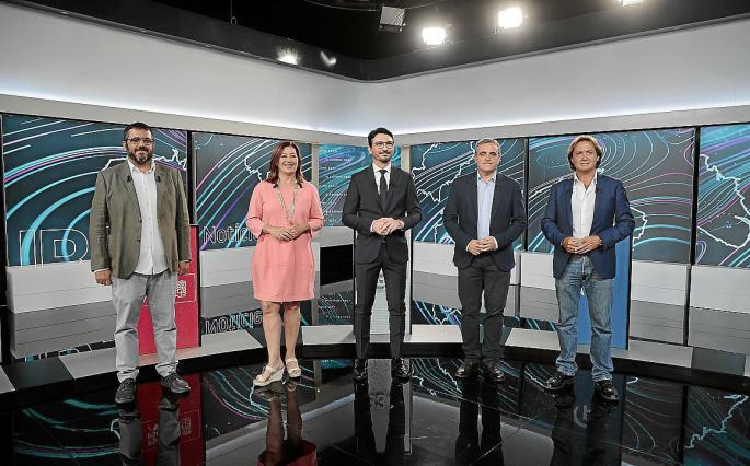 PALMA. ELECCIONES GENERALES. Los cuatro candidatos con opciones de lograr escaÃÂ±os participan en un debate en IB3. Los candida