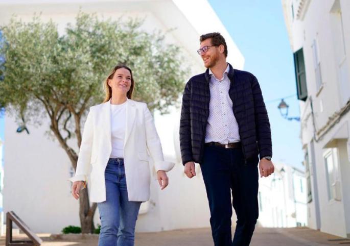 La presidenta del PP balear, Marga Prohens, ha designado al vicesecretario de OrganizaciÃ³n del partido y actual diputado en el Parlament, SebastiÃ Sagreras como portavoz de campaÃ±a. Marga Prohens y SebastiÃ Sagreras.