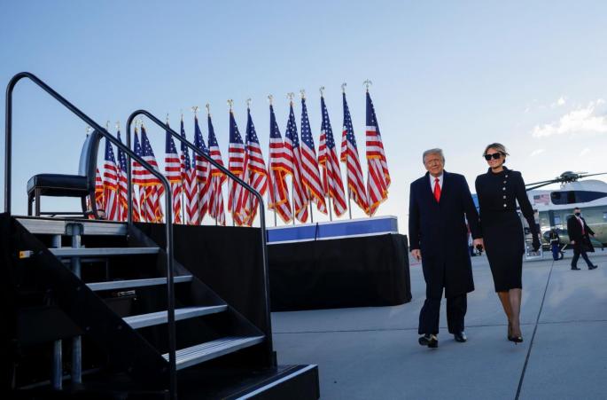 Trump deja la Casa Blanca