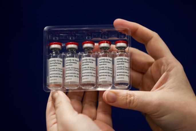 La vacuna de AstraZeneca también es efectiva frente a la nueva variante británica