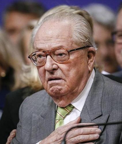 Le Pen ha muerto