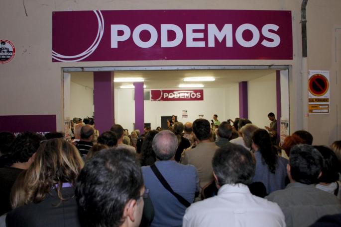 PALMA. POLITICA. EL PARTIDO PODEMOS, INAUGURA CON LLENO TOTAL SU PRIMERA OFICINA EN PALMA.