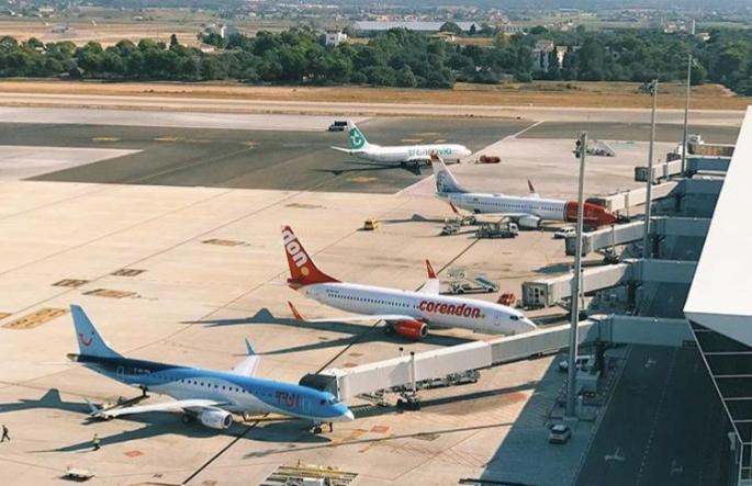 Imagen de la plataforma de estacionamiento de aviones en el aeropuerto de Palma.