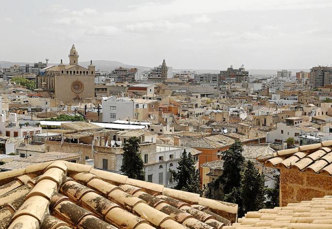 Primeras bajadas de los precios inmobiliarios en un sector paralizado