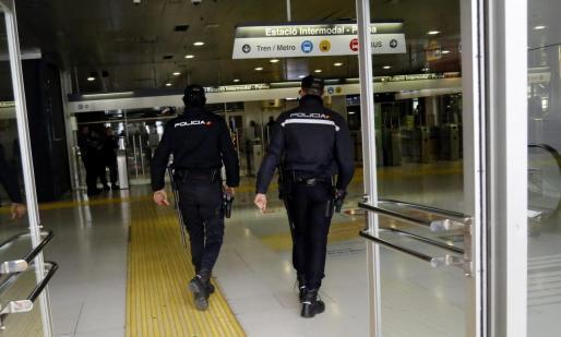 La Policía en la estación Intermodal de Palma