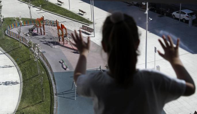 Los niños podrán salir una hora al día de 9 a 21 y a 1 kilómetro de casa