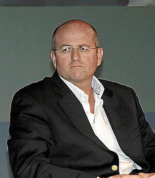 MAHON - JONATHAN SYRETT, PRESIDENTE DE LA ASOCIACION DE GRANDES YATES DE BALEARES.
