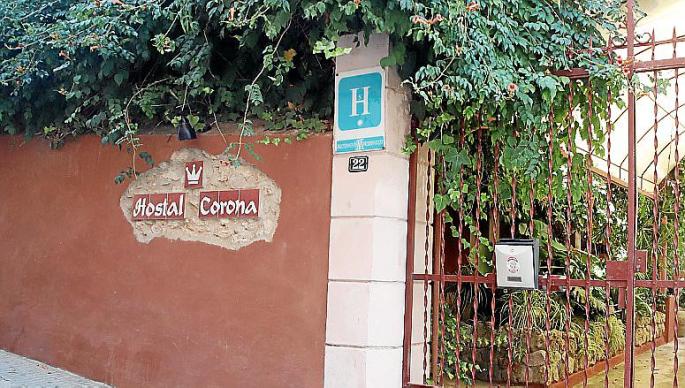 Hostal Corona