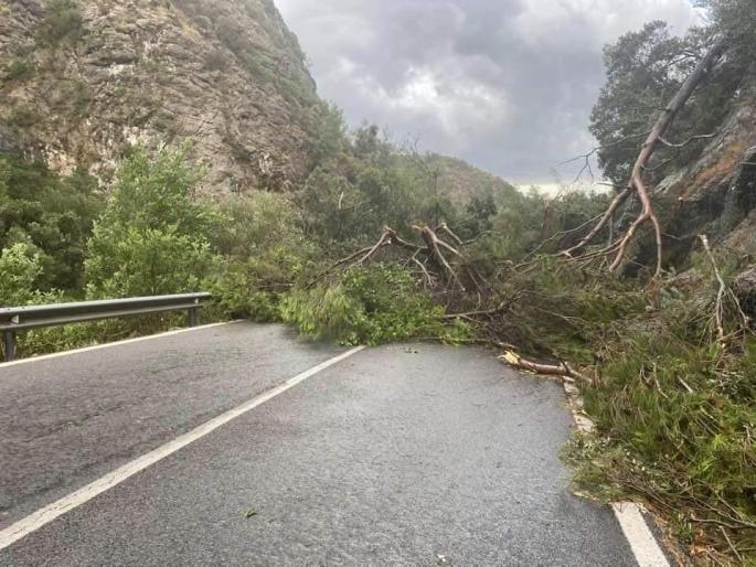 Las tormentas dejan sin electricidad a varias localidades de la Serra