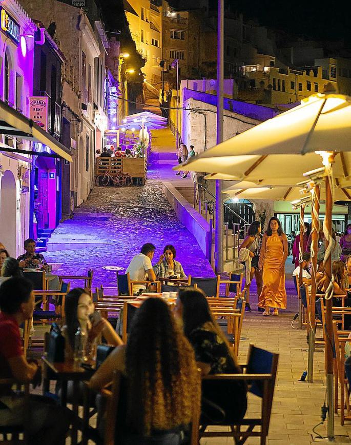 Seis de cada diez negocios de ocio en Baleares cerrarán antes de final de año