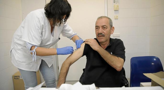 La campaña de vacunación de la gripe se adelanta este año