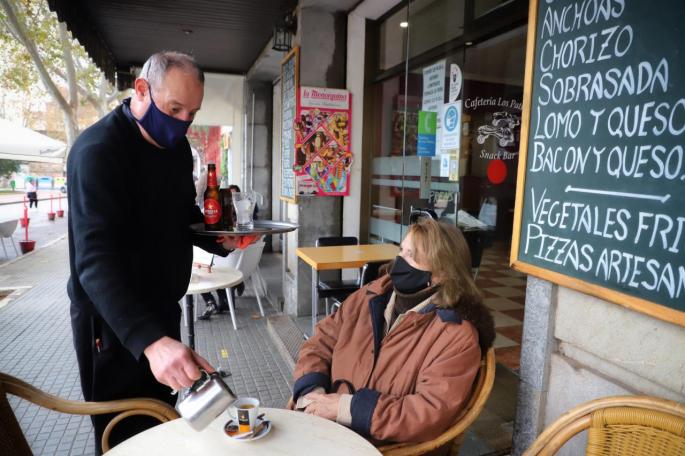 Delegación del Gobierno prohíbe la protesta contra el cierre de bares y restaurantes