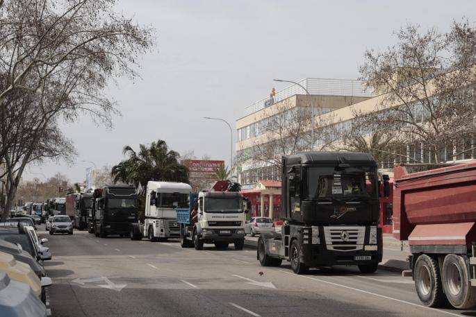 Los transportistas de Baleares irán a la huelga