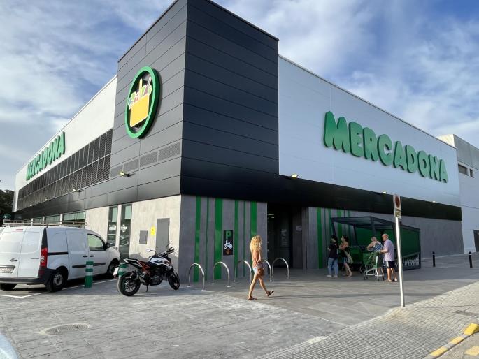 PALMA. MERCADONA. Mercadona estrena un nuevo modelo de supermercado eficiente en es Rafal. âListo para comerâ. El nuevo supe