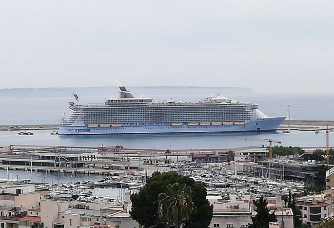 El Govern iniciará el diálogo para renovar la limitación de cruceros