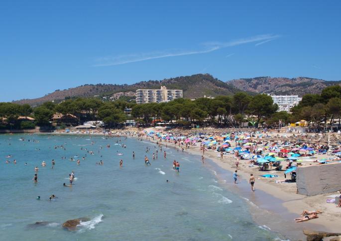 Las playas están muy concurridas durante estos días