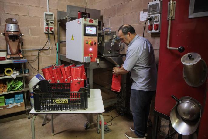 Miquel Ramis trabajando en Cafès Illes Balears