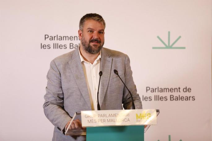 Apesteguia en el Parlament