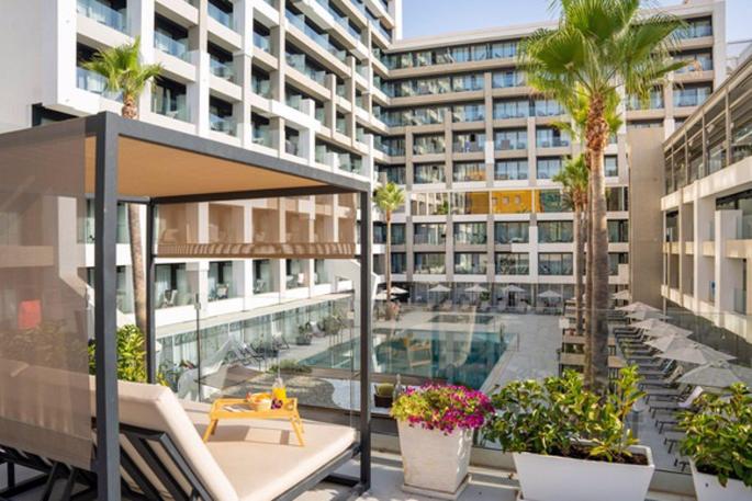 Banca March y Meliá se alían para adquirir dos hoteles en Mallorca y Tenerife por 140 millones