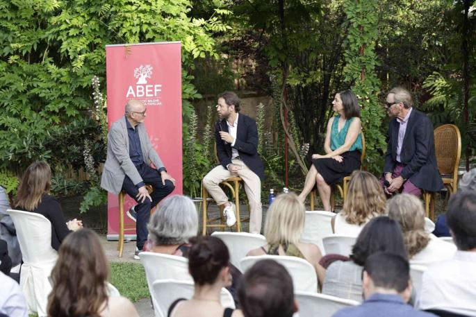 La empresa familiar de las Islas reivindica su papel estratégico en la sociedad
