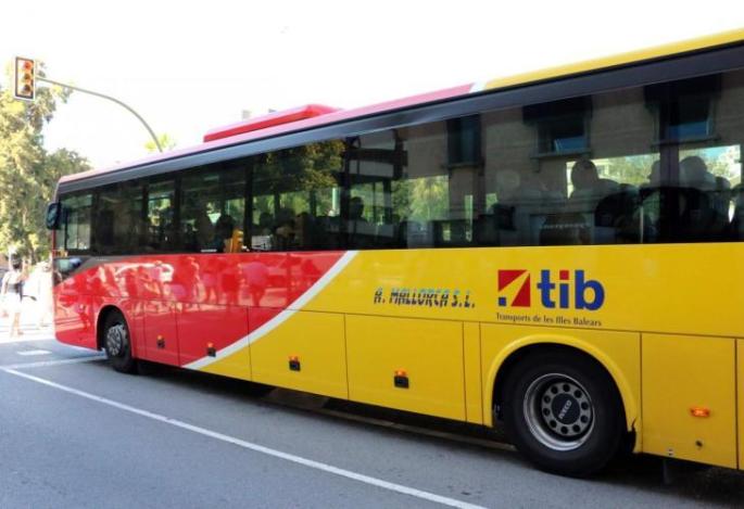 El rap de los conductores del TIB antes de la huelga: Horarios imposibles y descansos que no bastan