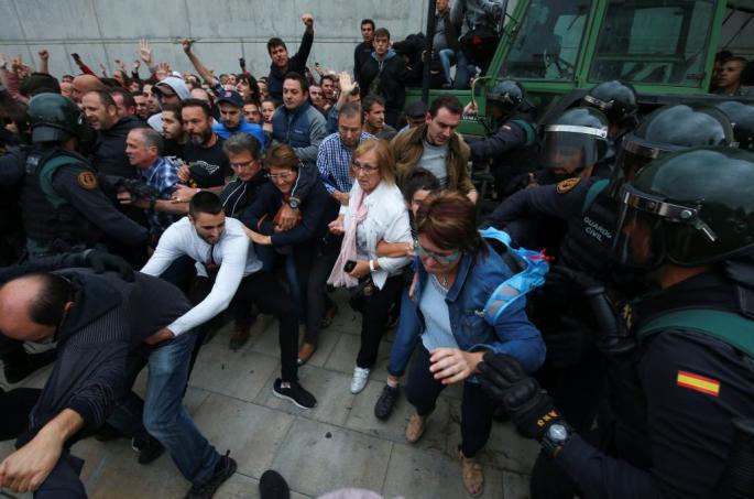 Guardia Civil en el referéndum del 1-O