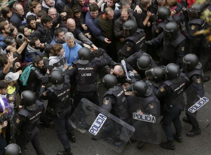 Actuación policial en las votaciones del 1-O