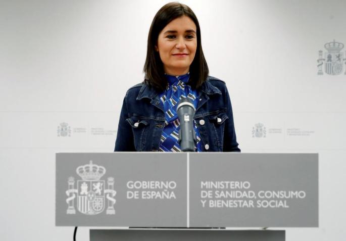 Dimite ministra española de Sanidad por presuntas irregularidades en máster