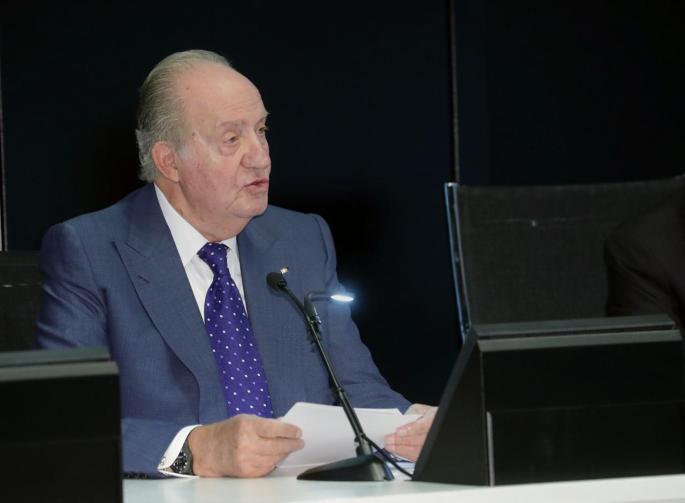 El rey Juan Carlos anuncia su retirada de la vida pública desde el 2 de junio