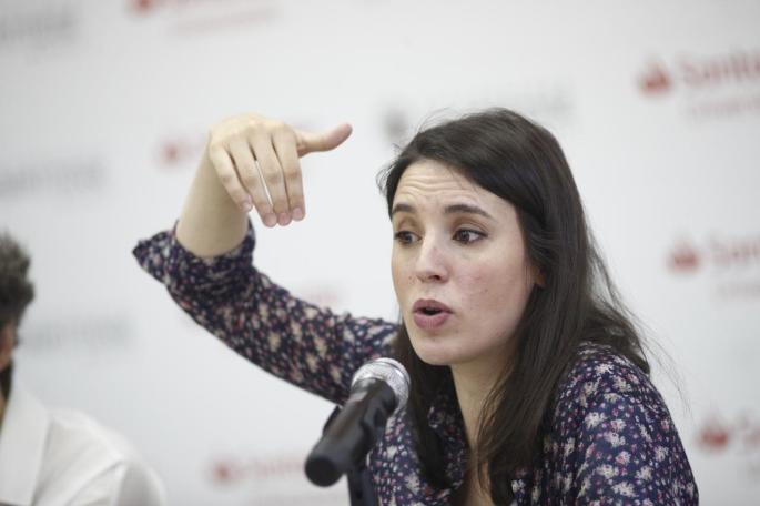 La portavoz de Unidas Podemos en el Congreso de los Diputados, Irene Montero, en un momento de su disertaciÃ³n sobre 'Republican