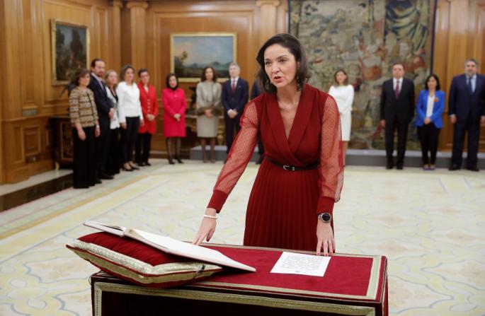 Reyes Maroto toma posesión de su cargo como ministra de Industria