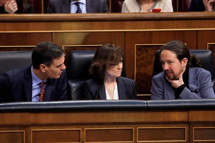 Pedro Sánchez, Carmen Calvo y Pablo Iglesias
