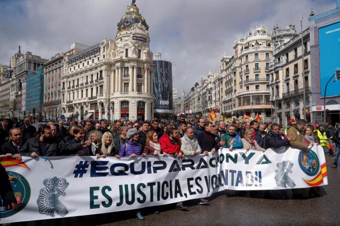 Manifestación en Madrid por la equiparación salarial