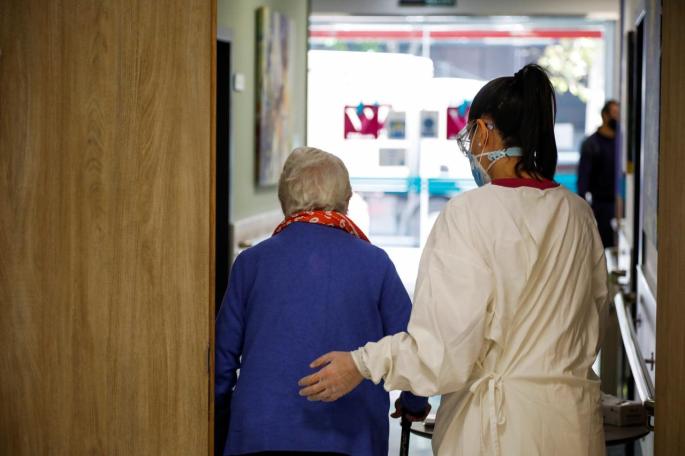 Primera residencia para cuidados covid en Madrid: cura el virus y la soledad
