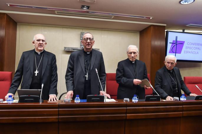 Los obispos, ante el aval del TC del aborto: «Sería muy grave quedarnos de brazos cruzados»