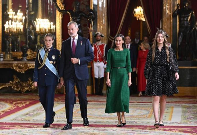 Dos actos conmemoran 50 años de la monarquía sin la presencia de Juan  Carlos I