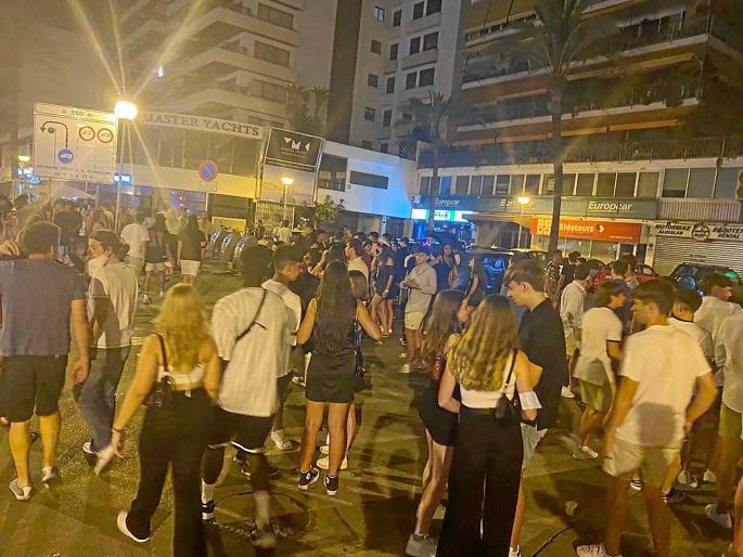 Los adolescentes del Paseo Marítimo no hacen botellón
