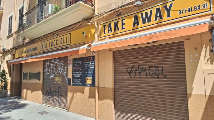 «Gracias por todos estos años»: la mítica pizzería Via Taccioli se muda
