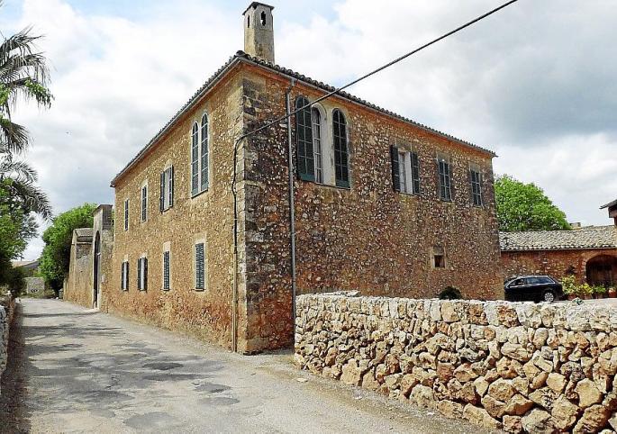 LOS PROPIETARIOS DE TRES CASAS DE ALQUERIA DE LAIAR PIDEN PROTECCION BIC AL CONSELL.